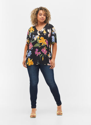Viscose blouse met korte mouwen en bloemenprint, Big Flower AOP, Model image number 2