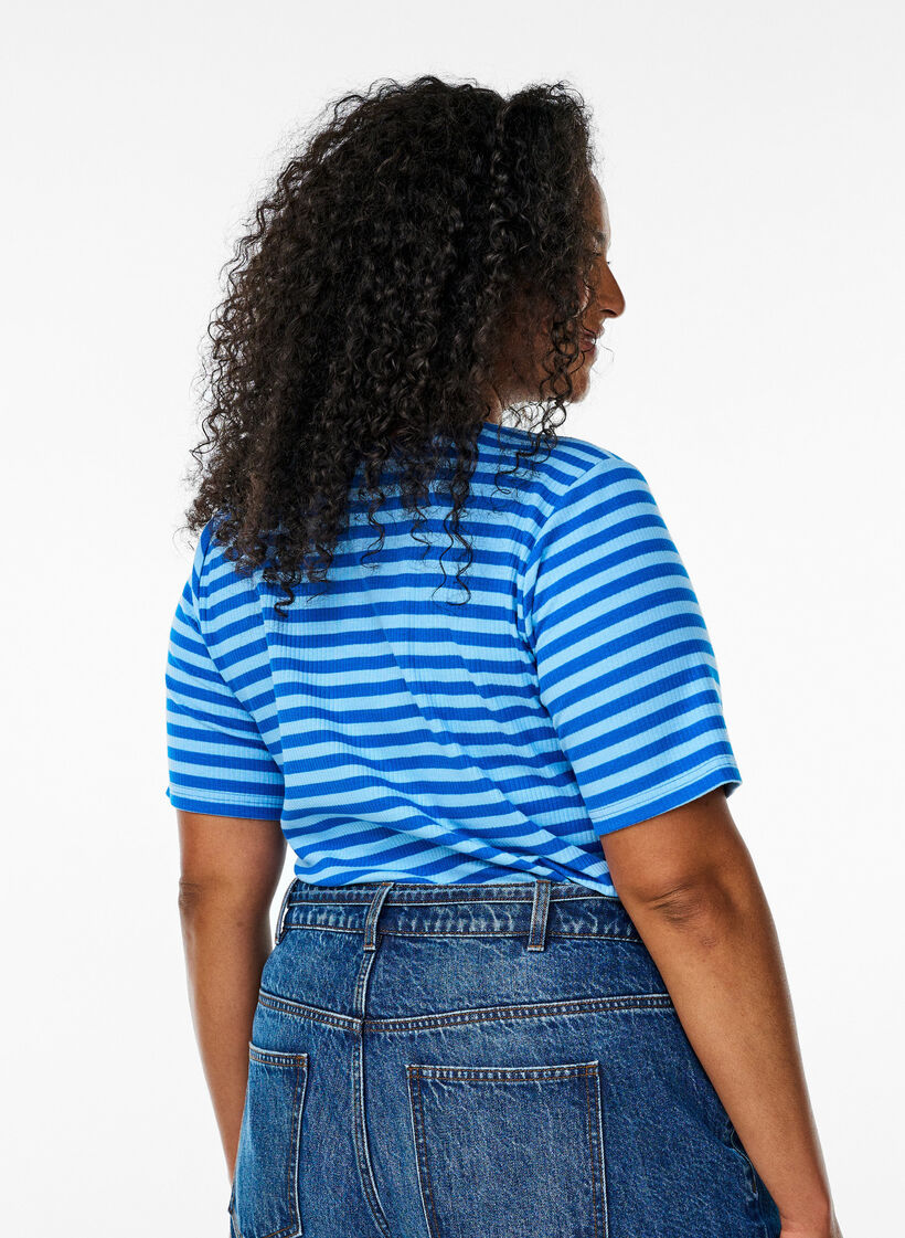 T-shirt rayé à texture côtelée, Bleu Clair, Model image number 2
