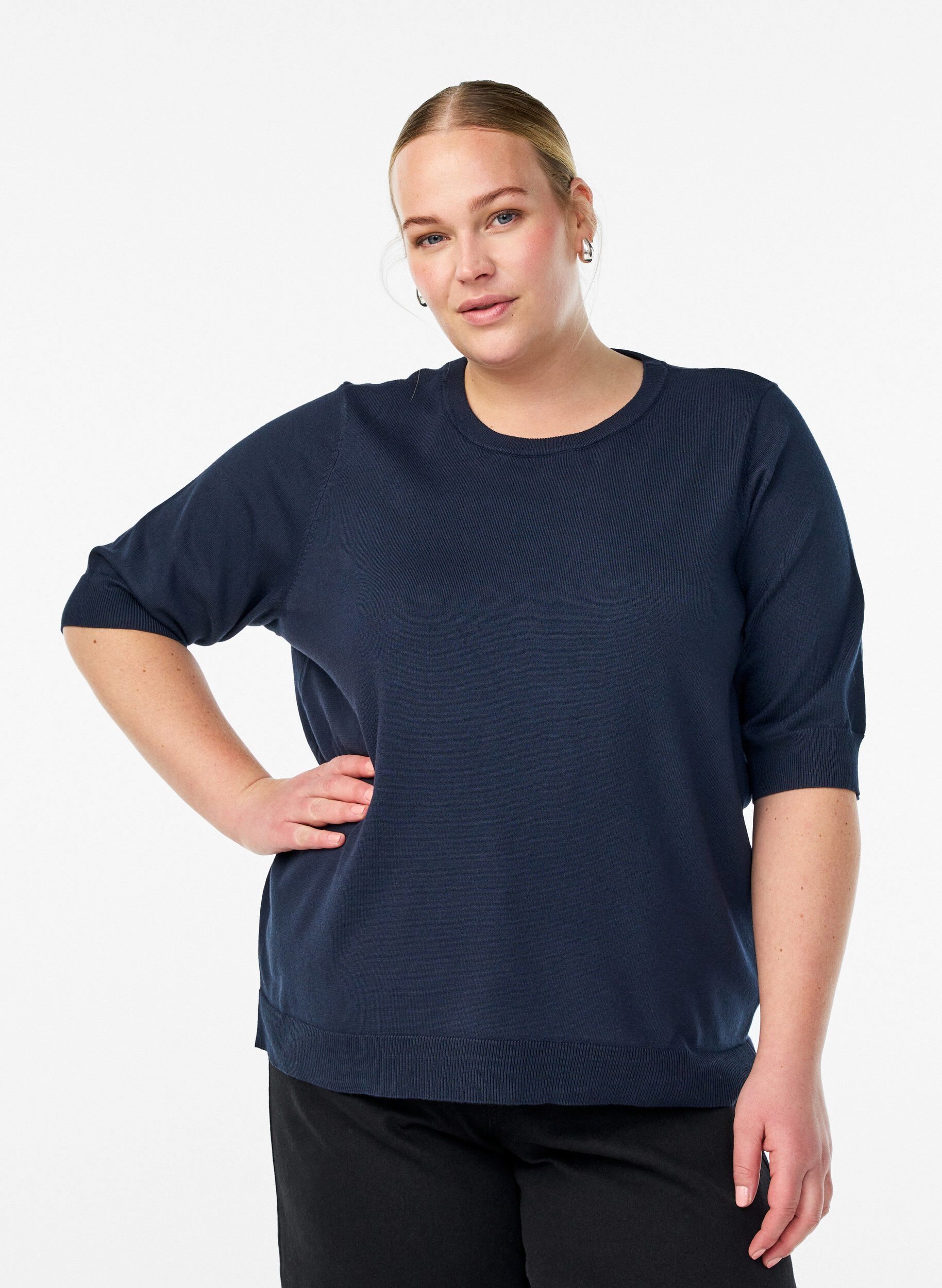 FLASH - Fijngebreide blouse met korte mouwen, Blauw, Model