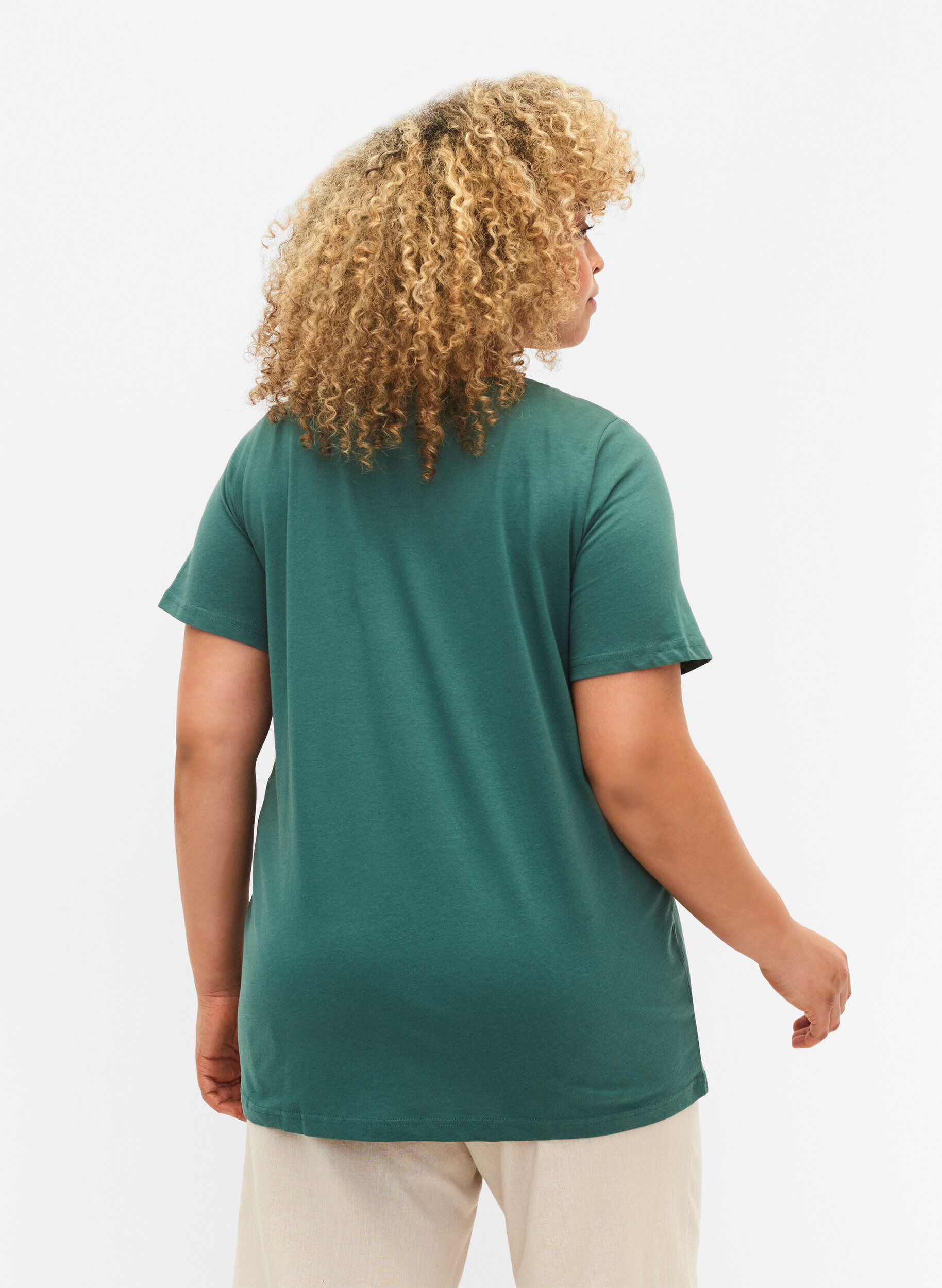 ZizziSet van 2 basic t-shirts in katoen, Mallard Green/Black, Model image number 1