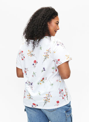 T-shirt en coton biologique avec imprimé floral, Bright W. AOP Flower, Model image number 1