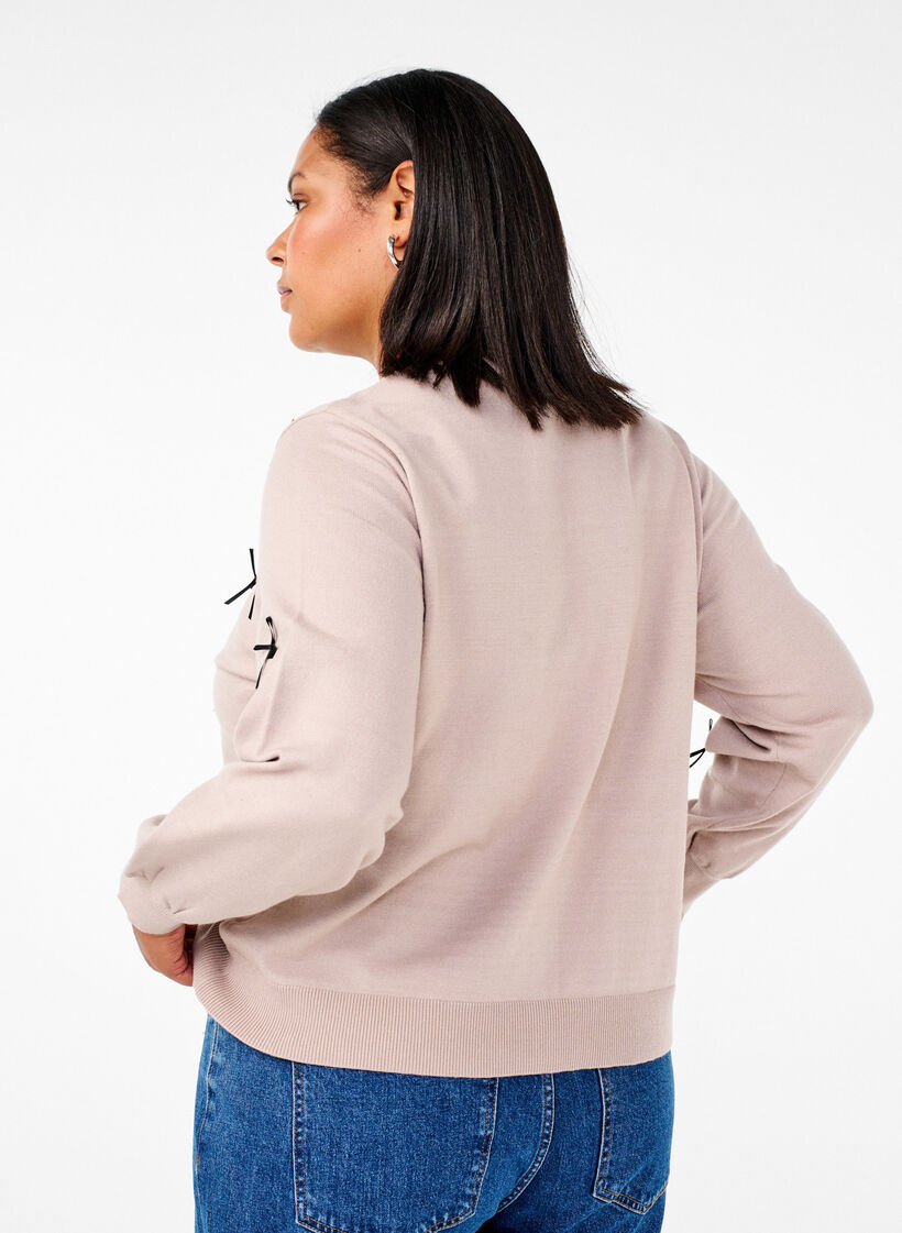 Cardigan tricot&eacute; avec n&oelig;uds, Simply T. Black Bows, Model image number 1
