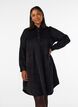 Robe chemise en velours c&ocirc;tel&eacute; avec col et fermeture boutonn&eacute;e, Noir, Model image number 0