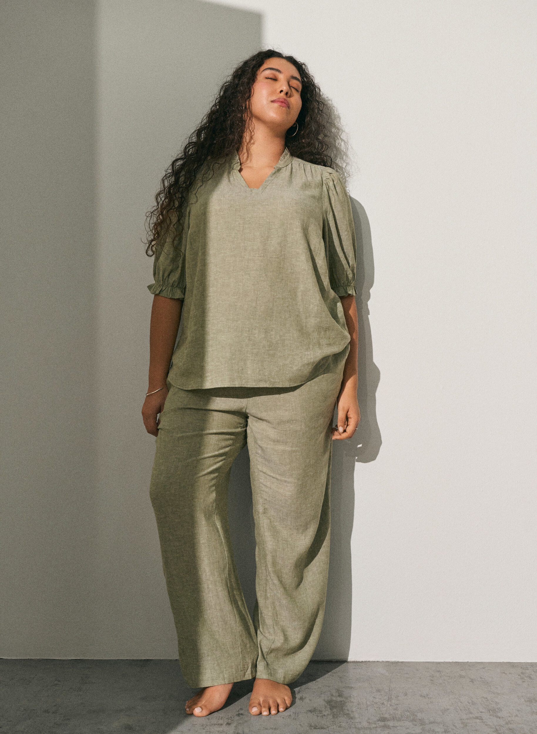 ZizziLinnen en viscose broek met losse pasvorm, Groen, Image image number 0