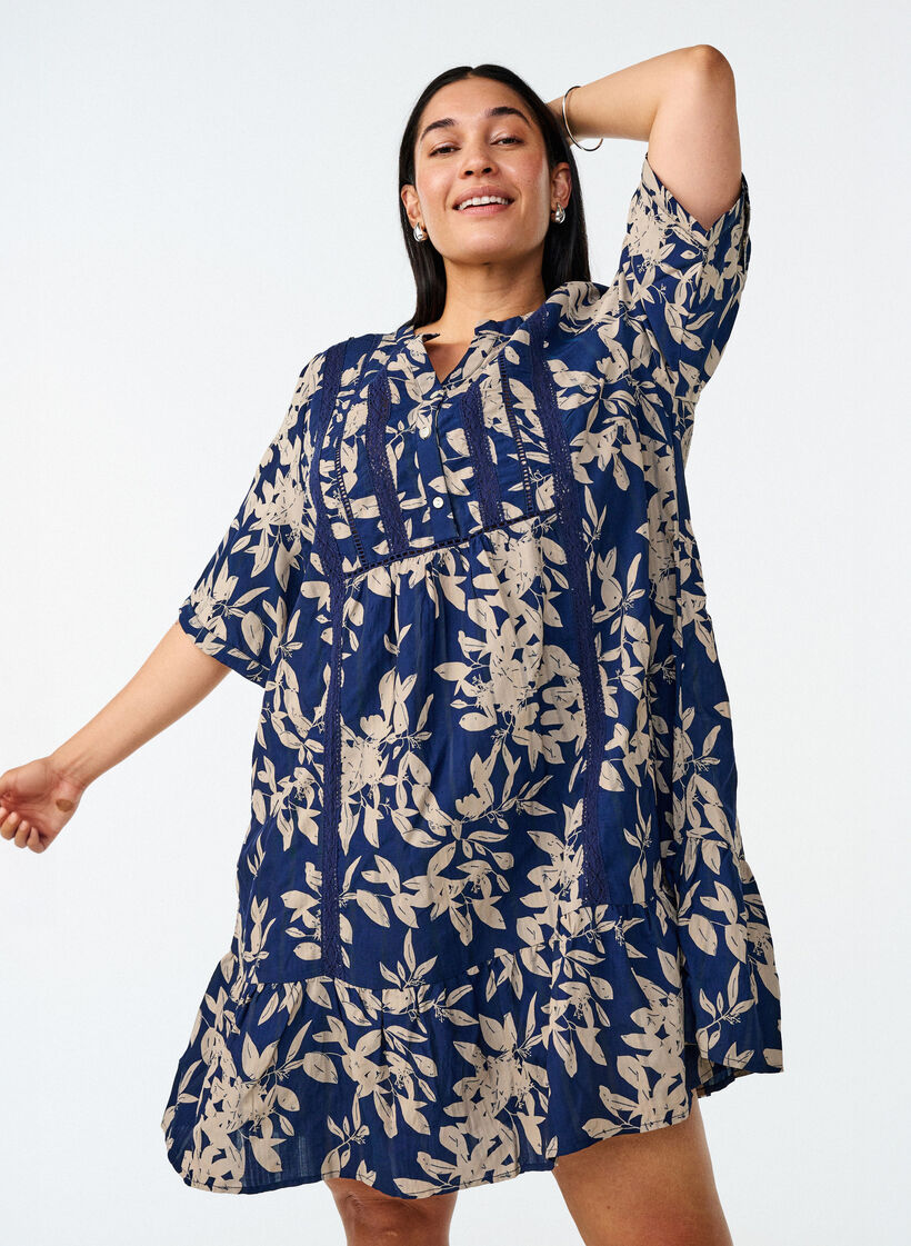 Robe courte en viscose avec bordure en dentelle et coupe trapèze, Bleu, Image image number 0