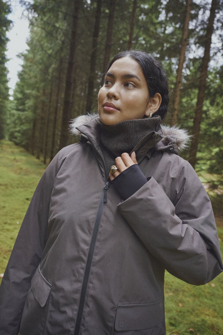 Style d&rsquo;hiver chaud et naturel, , Model