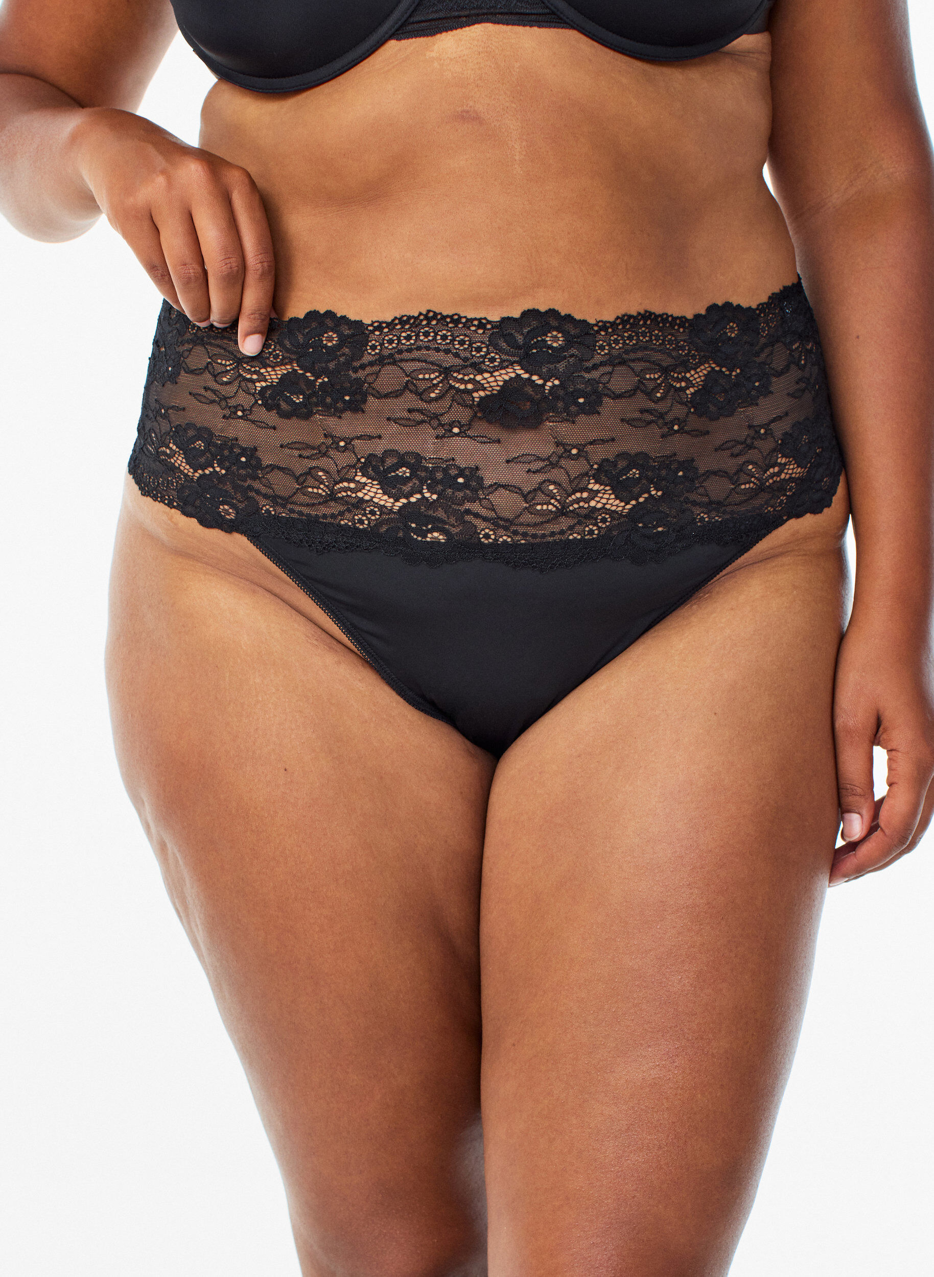 Zizzi String lot de 2 avec bord large en dentelle, Noir, Model image number 2