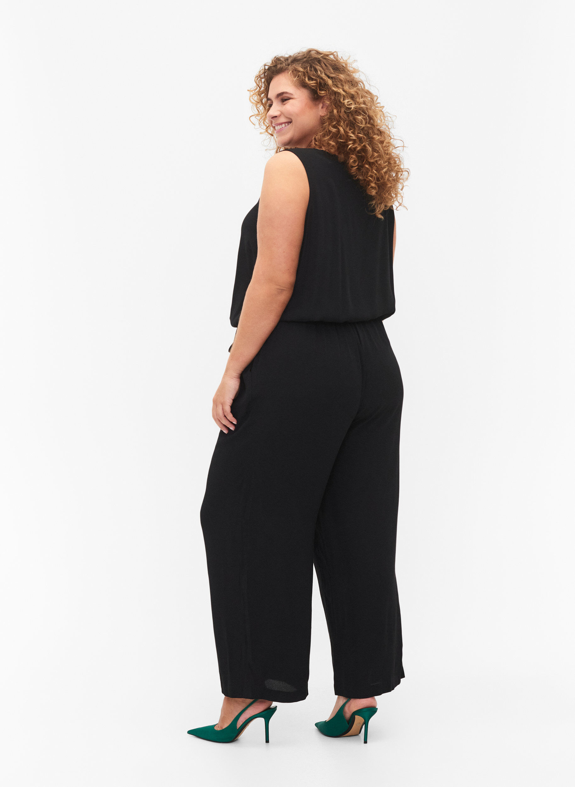 ZizziMouwloze jumpsuit van viscose, Black, Model image number 1