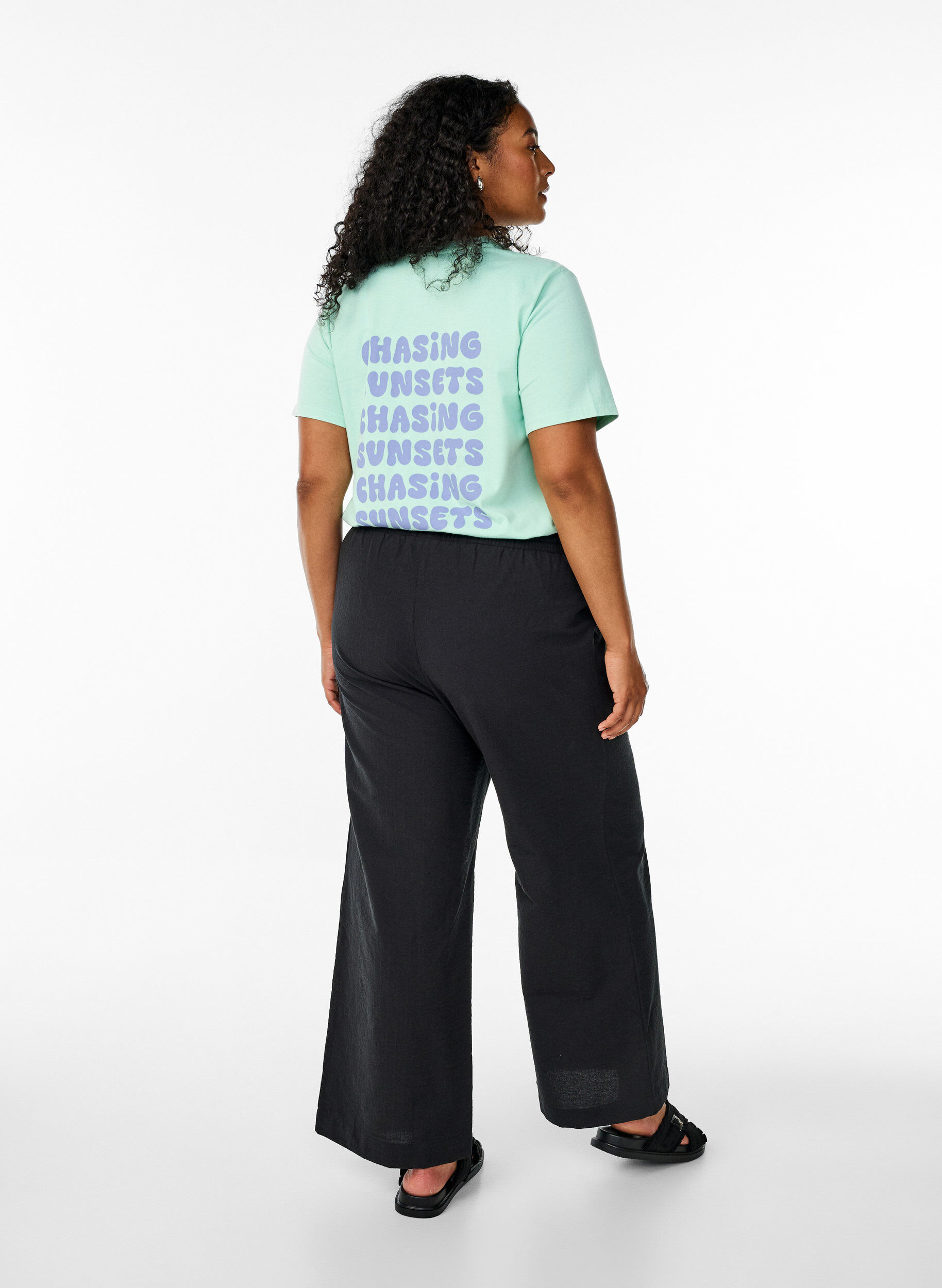 ZizziLosse broek met hoge taille en zakken, Zwart, Model image number 1