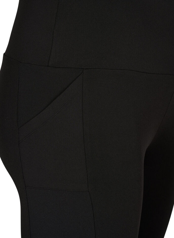 Aansluitende korte broek met hoge taille en zakken, Black, Packshot image number 2
