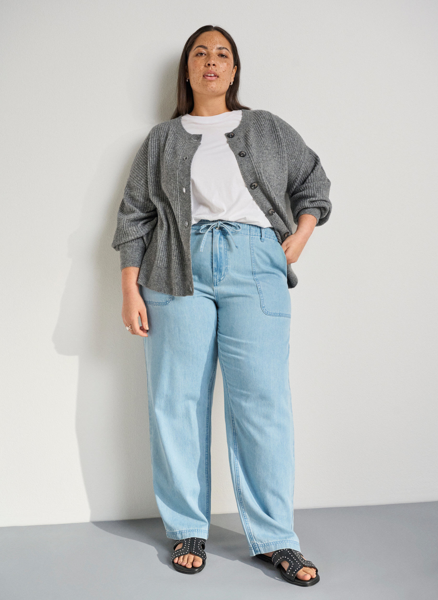 Zizzi Sandales plates avec clous, Noir, Image image number 0