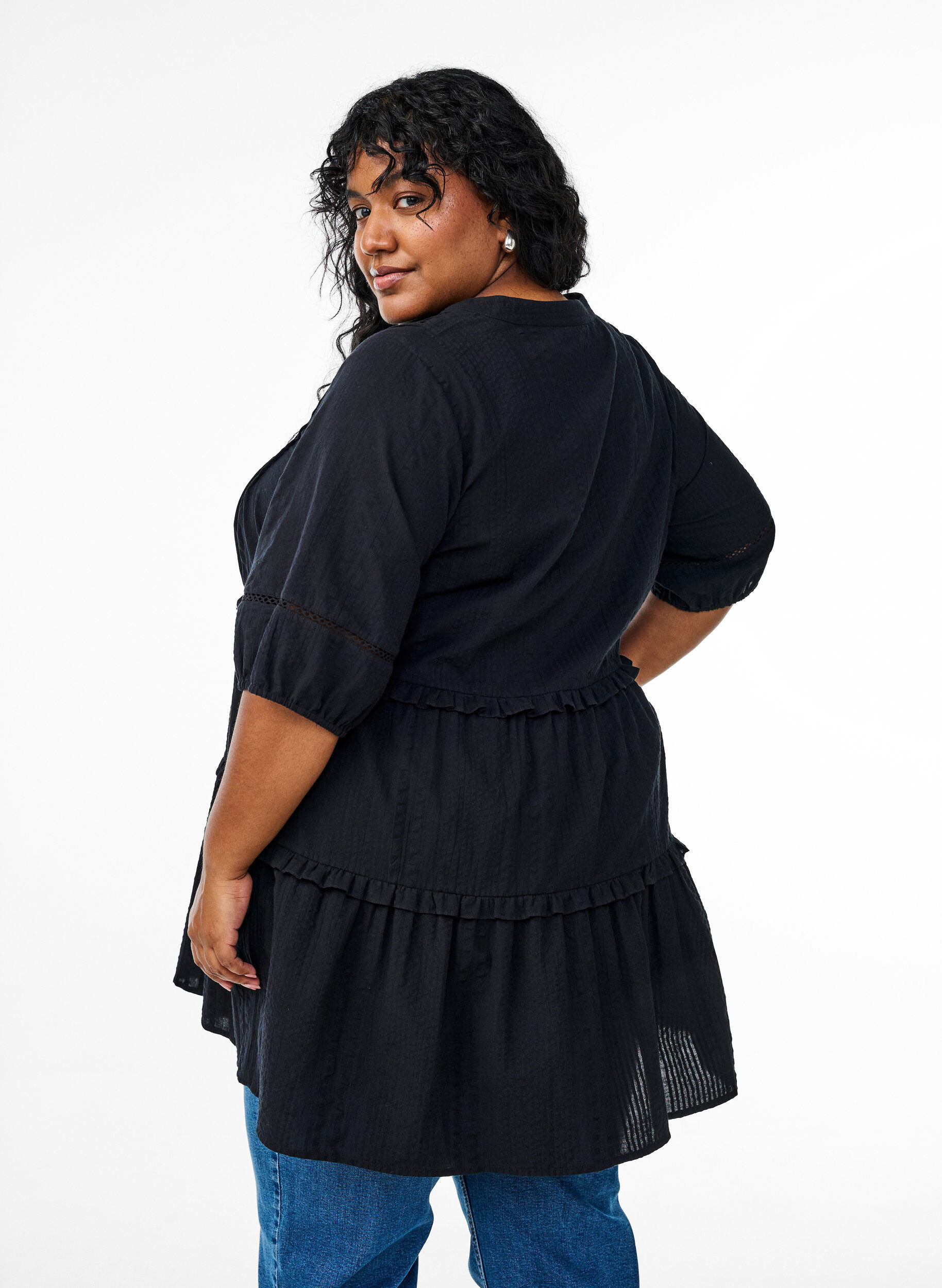 Zizzi Tunique en forme de A avec des volants, Noir, Model image number 2