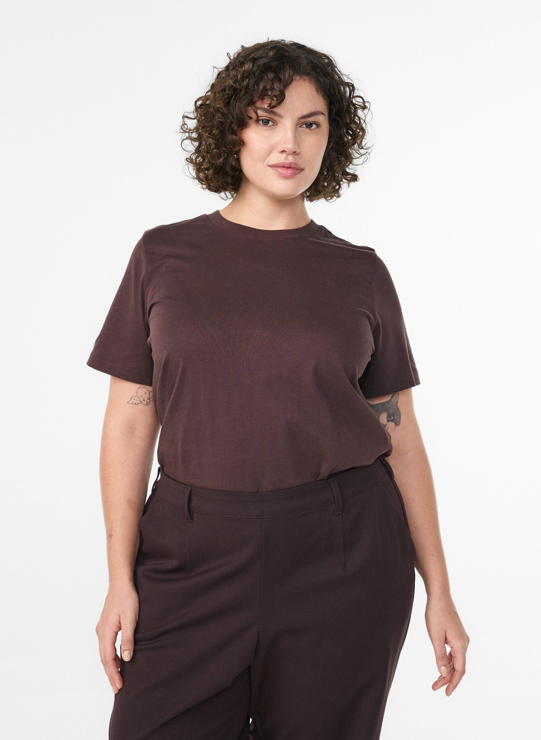 ZizziT-shirt basique en coton &agrave; col rond, Marron, Model image number 0