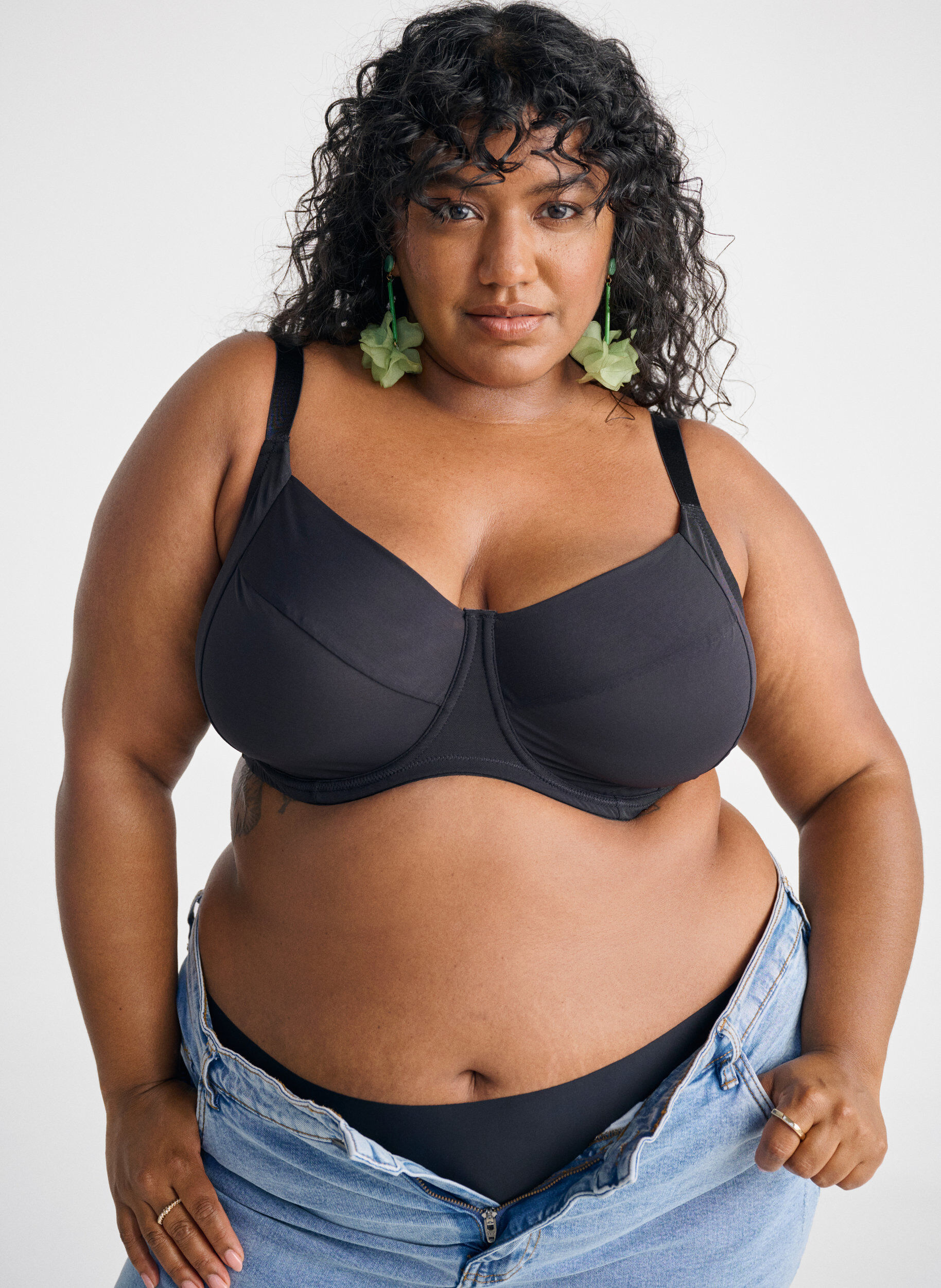 ZizziVolledig bedekkende basis-bh in mesh, Zwart, Image image number 0