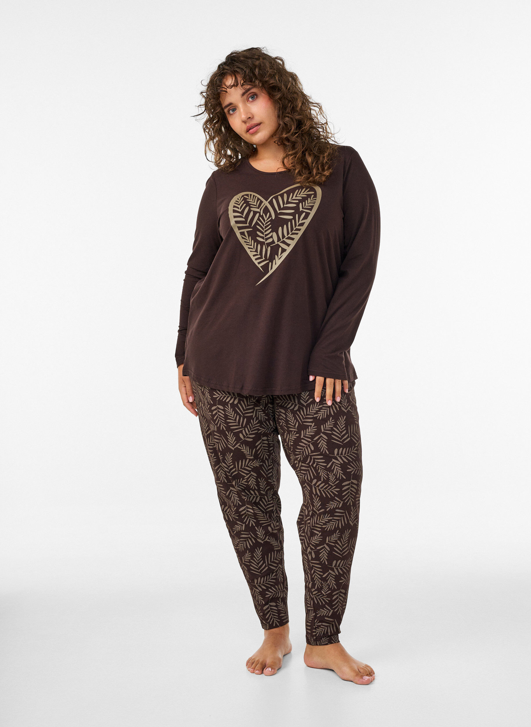 ZizziKatoenen pyjama top met hartjesprint, Bruin, Model image number 1