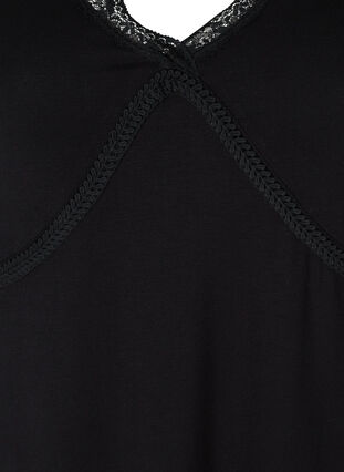 Robe de nuit en viscose avec décolleté en V, Black, Packshot image number 2