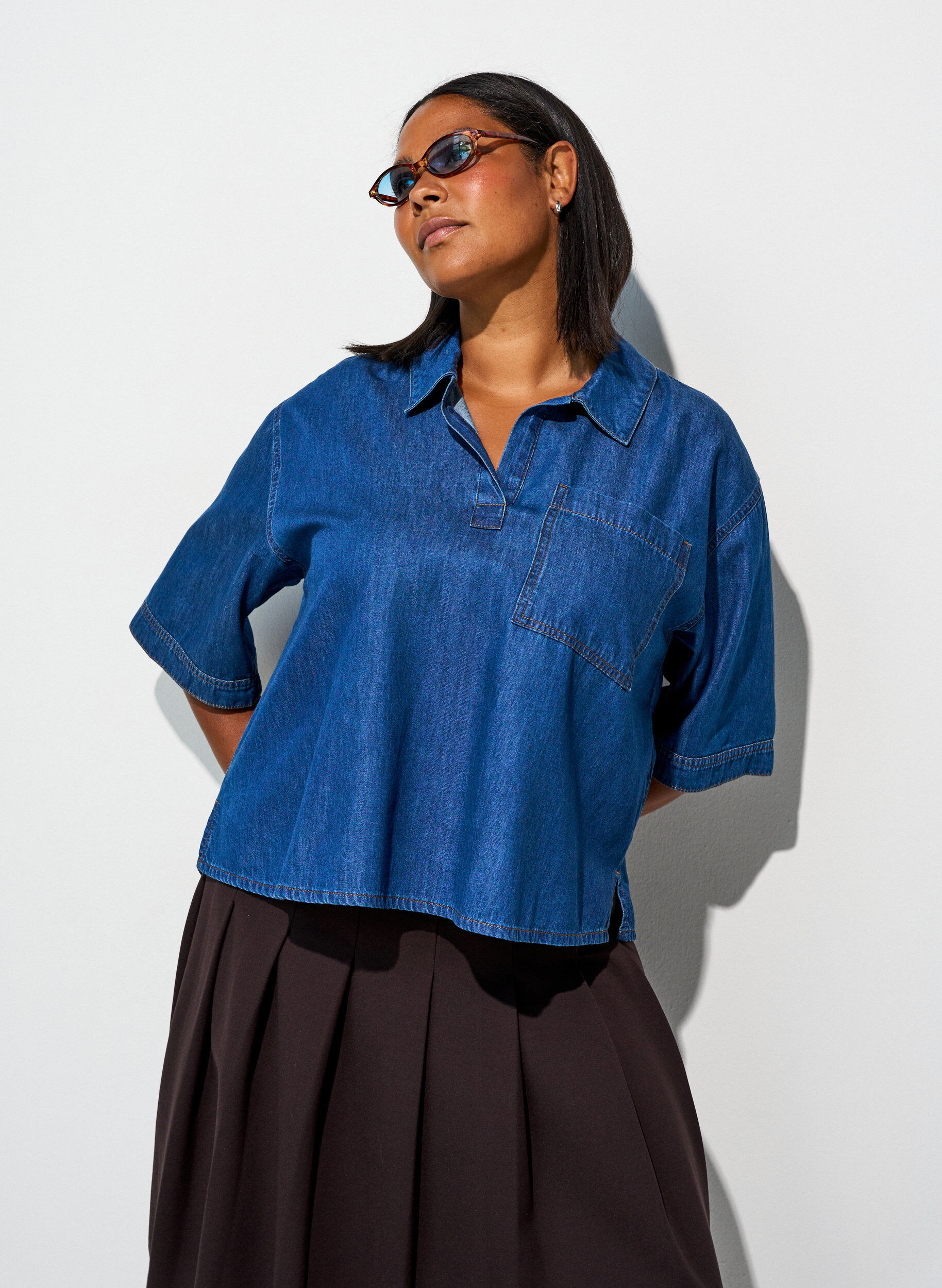 ZizziChemisier en jean avec poche poitrine et manches coude, Bleu, Model image number 3
