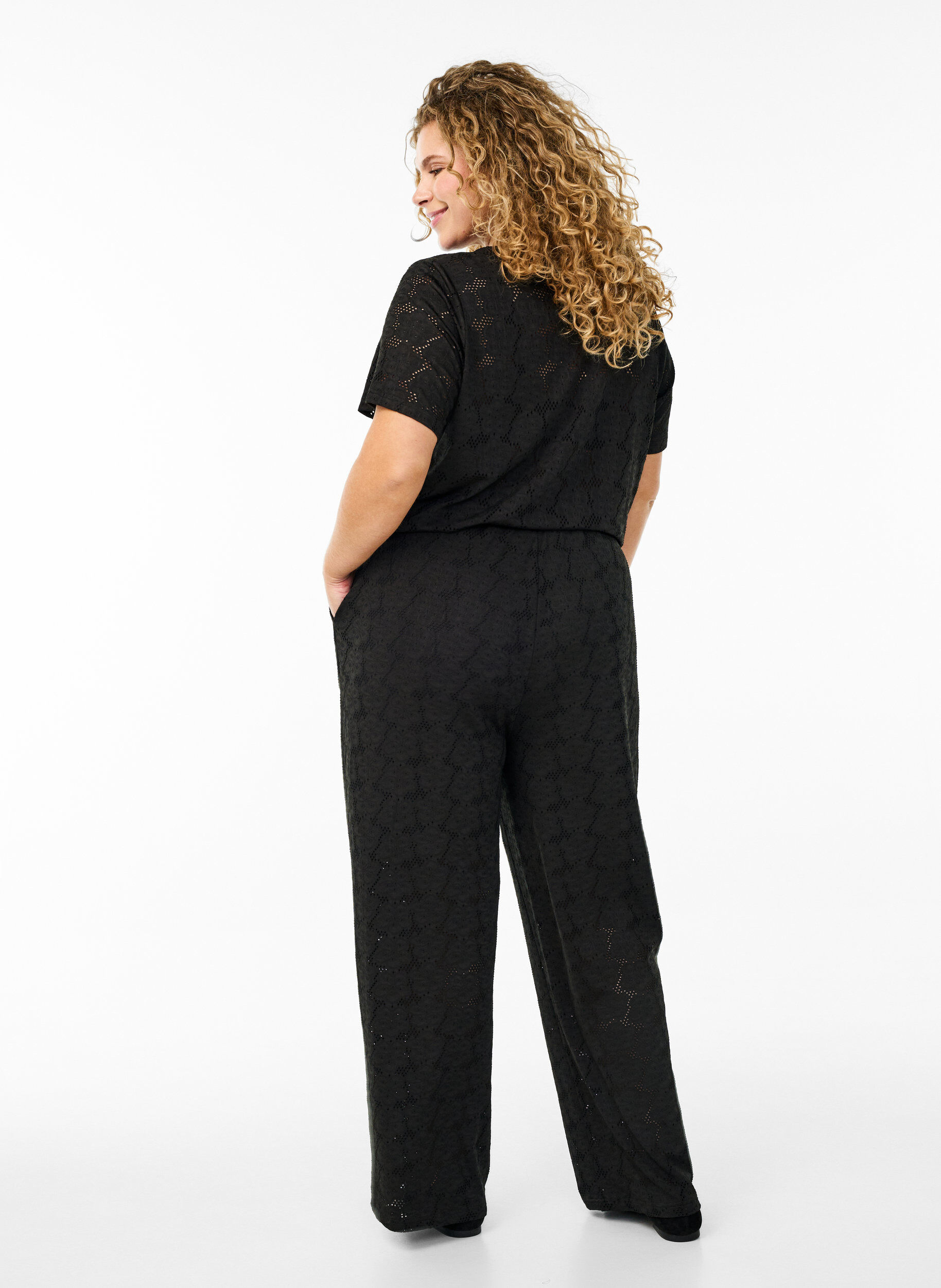 ZizziFLASH - Broek met textuur en hoge taille, Zwart, Model image number 1