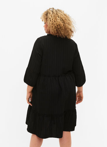 Gestreepte viscose jurk met kanten rand en 3/4 mouwen, Black, Model image number 1