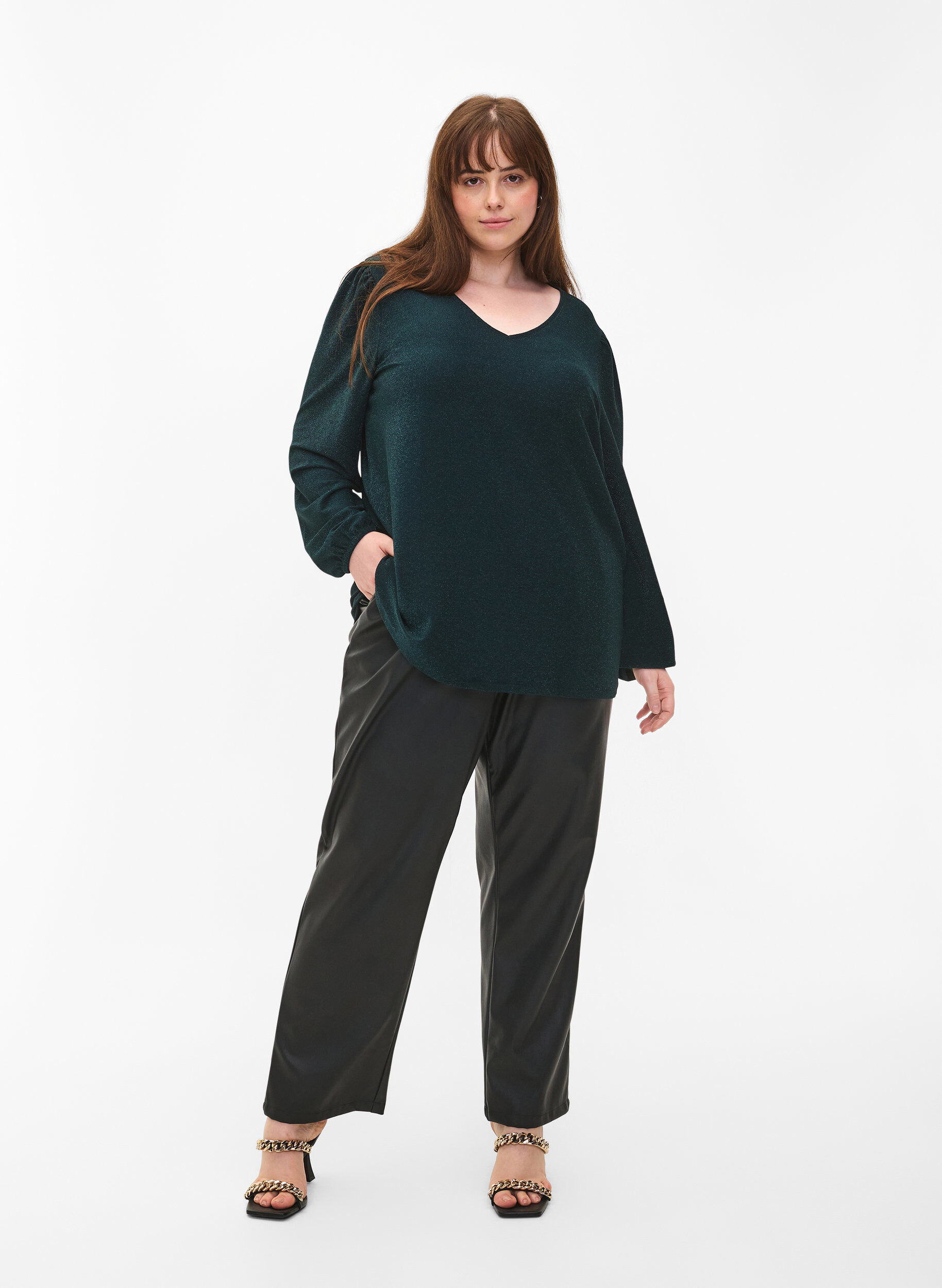 Zizzi Blouse scintillante avec manches bouffantes, Black Scarab, Model image number 2