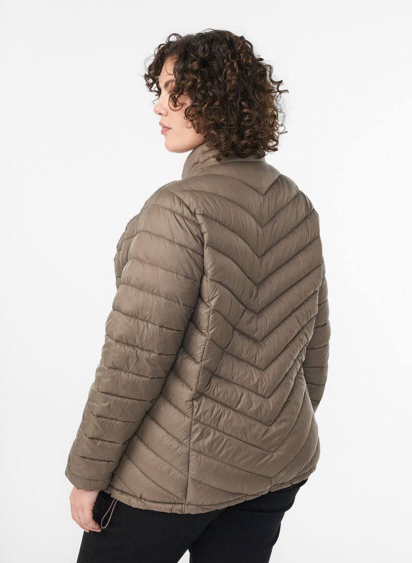 Veste l&eacute;g&egrave;re avec poches, Marron, Model image number 2
