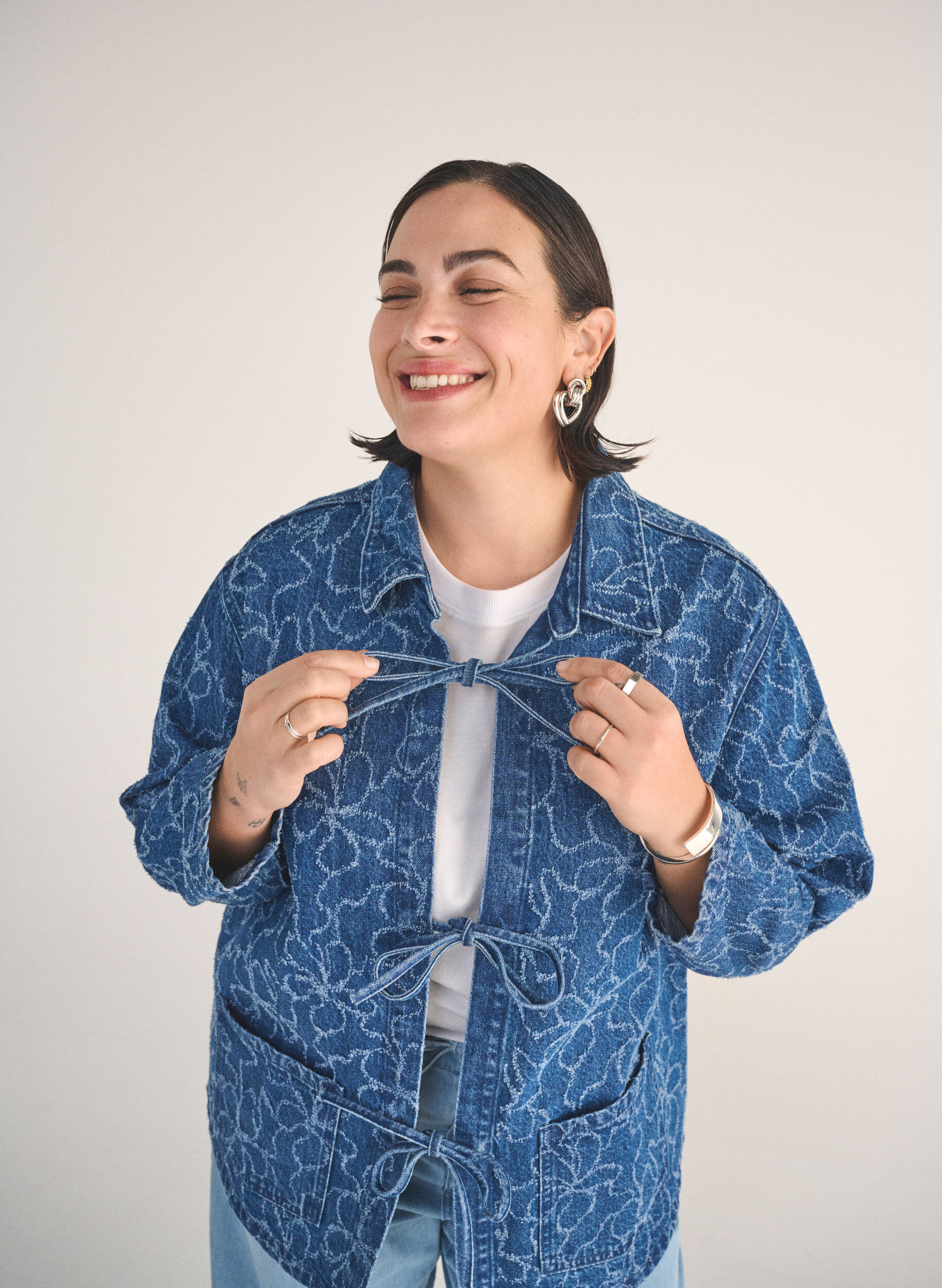 ZizziSpijkerjack met striksluiting en zakken, Blue Denim Destroy, Image image number 0