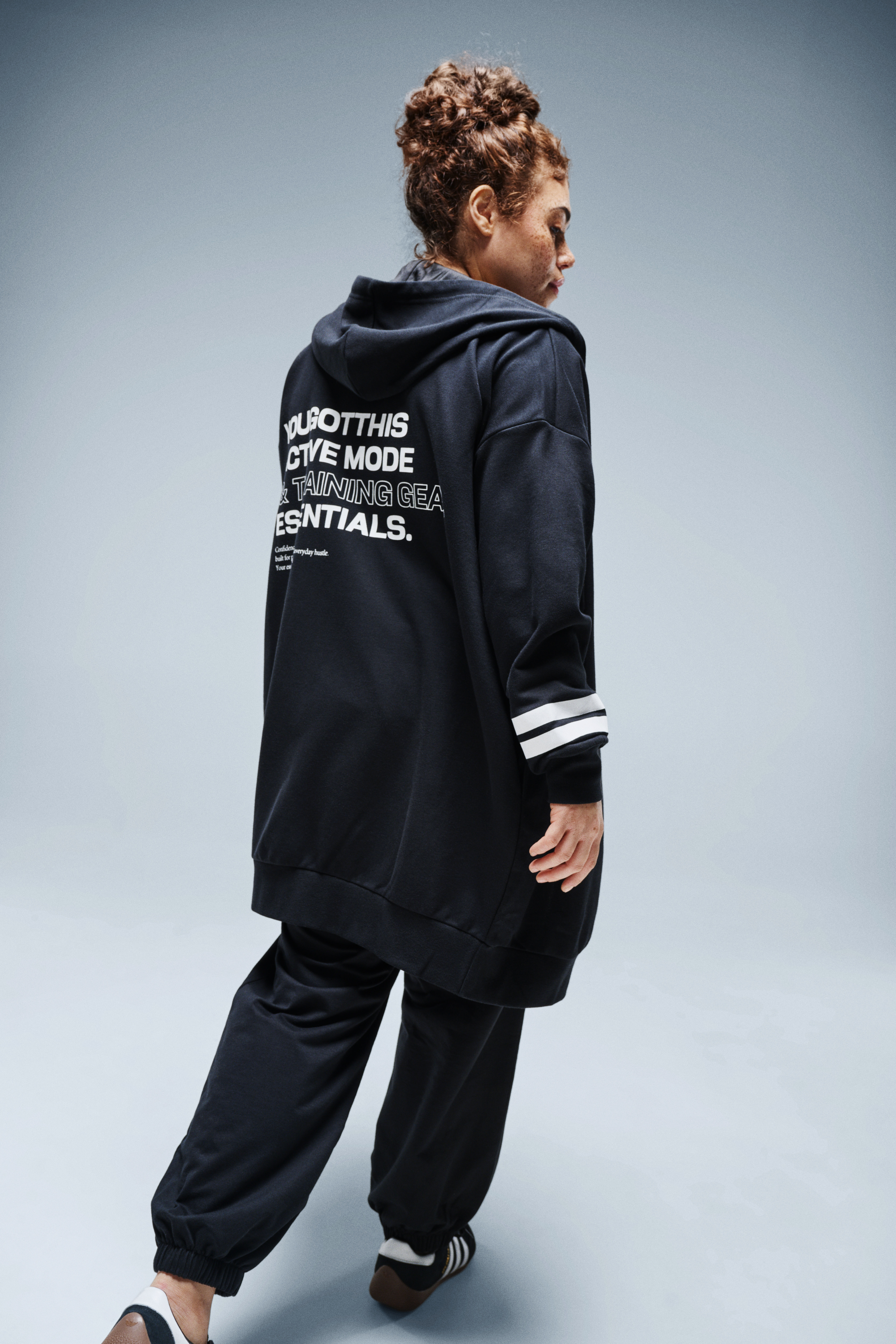 Zizzi Long cardigan en molleton, , Model