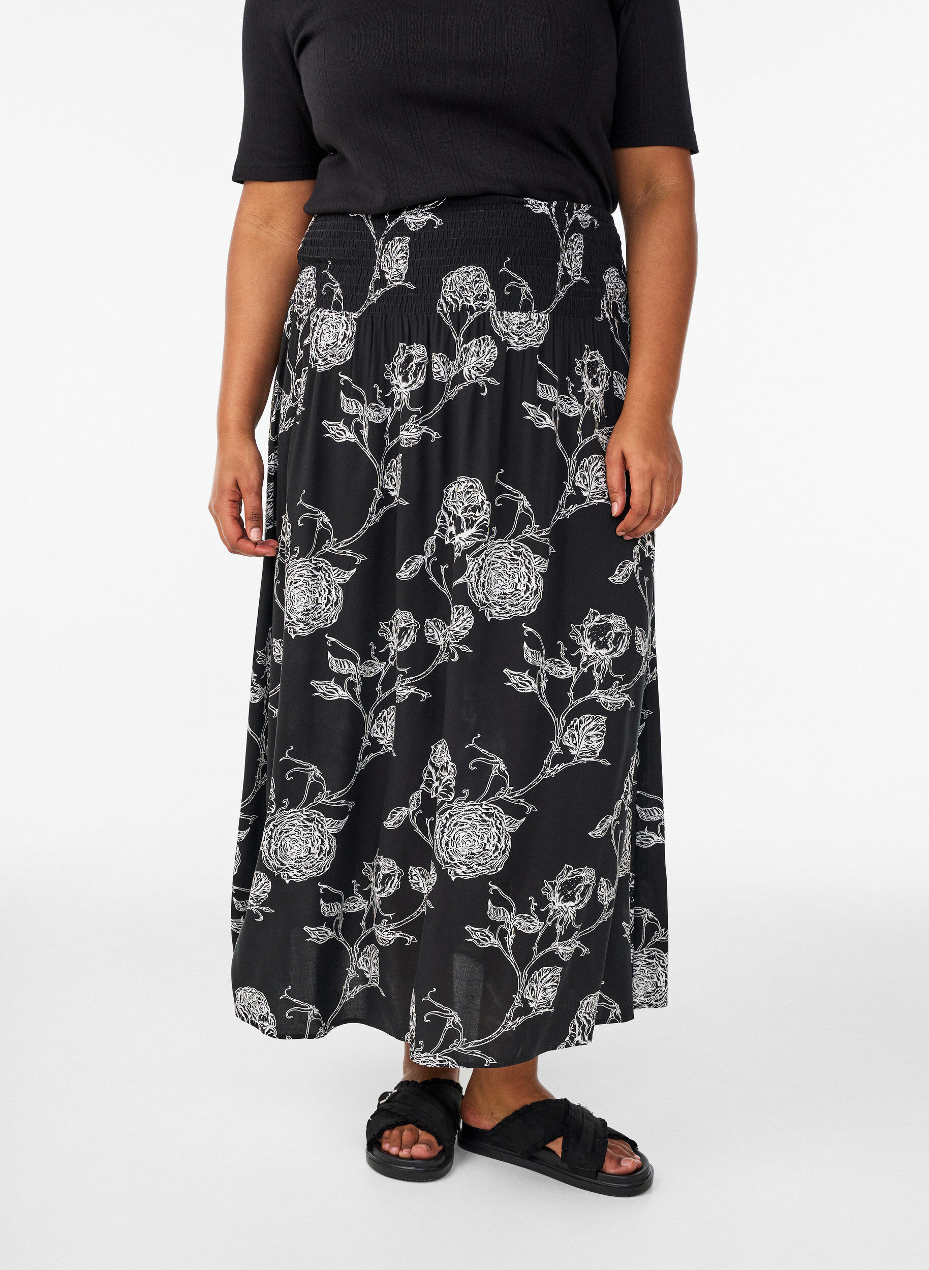 ZizziViscose maxi-rok met smock, Zwart, Model image number 2
