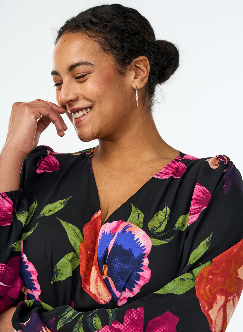 Robe maxi avec encolure cache-c&oelig;ur et manches longues, Noir, Model image number 2