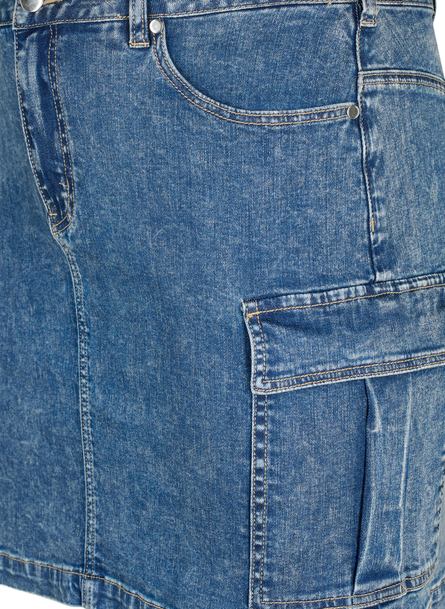 ZizziNauwsluitende denim rok met cargozak, Blue Denim, Packshot image number 2