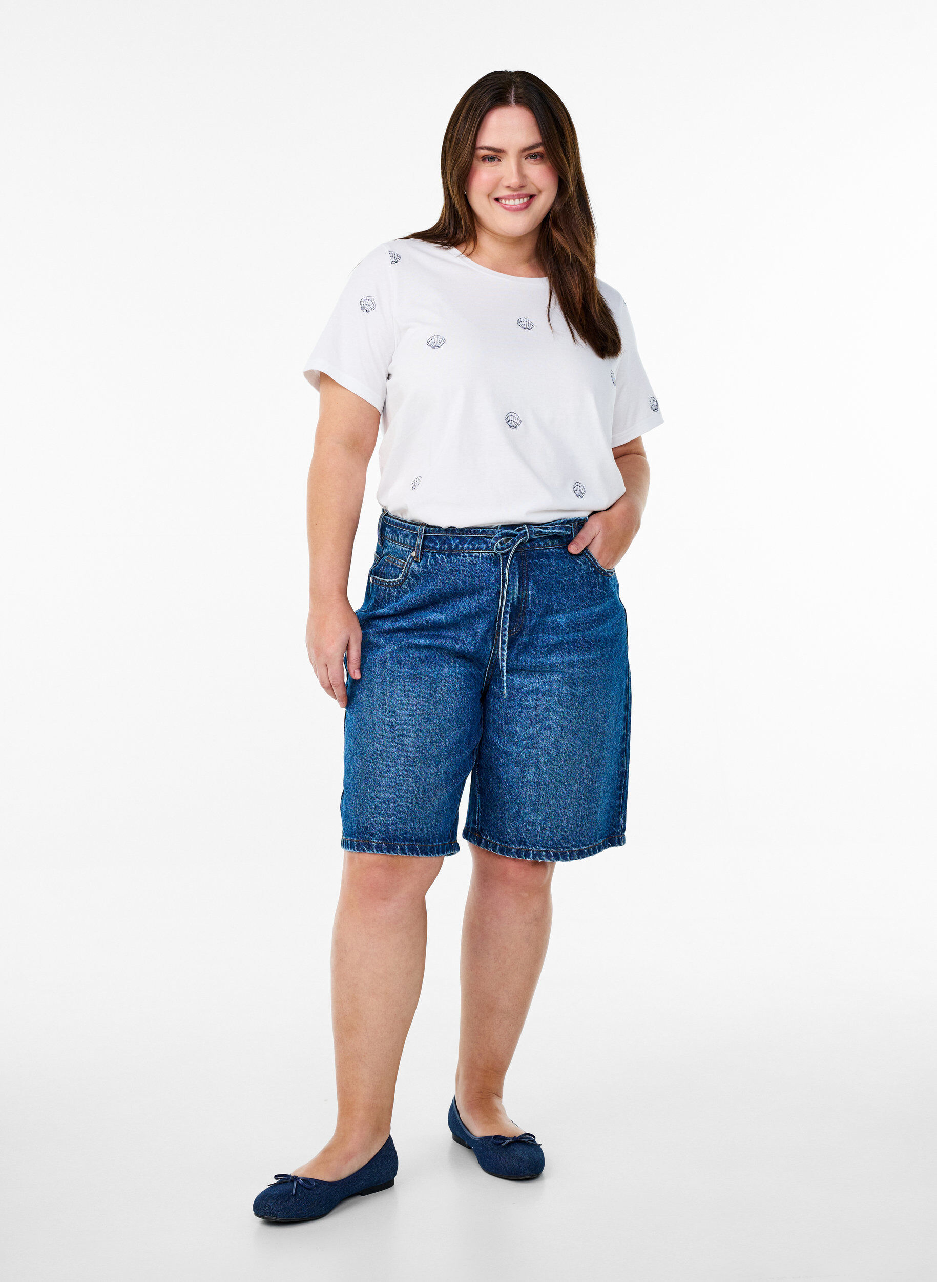 ZizziT-shirt en coton biologique avec motifs brod&eacute;s, Blanc, Model image number 1