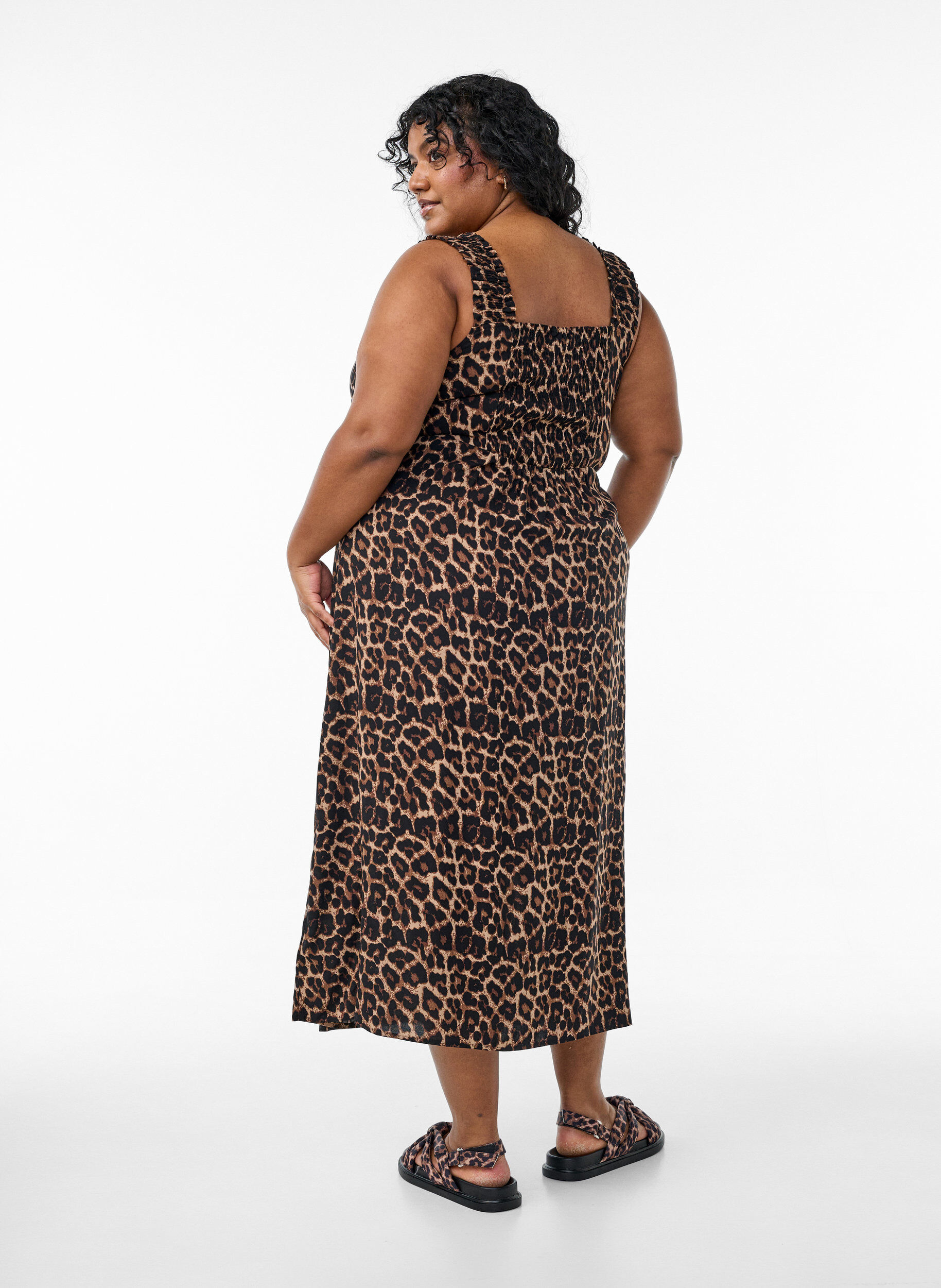 ZizziRobe d'&eacute;t&eacute; avec bretelles larges, Marron, Model image number 1