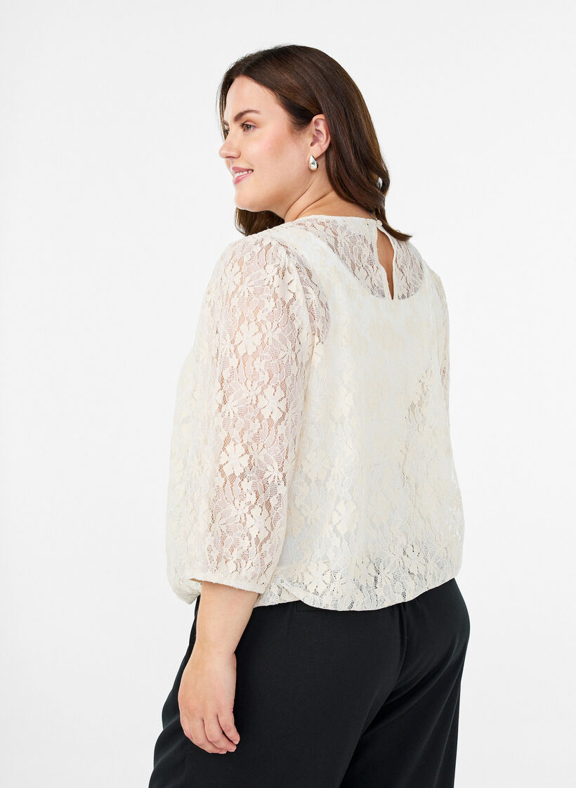 Blouse en dentelle avec manches 3/4, Vanille, Model image number 2