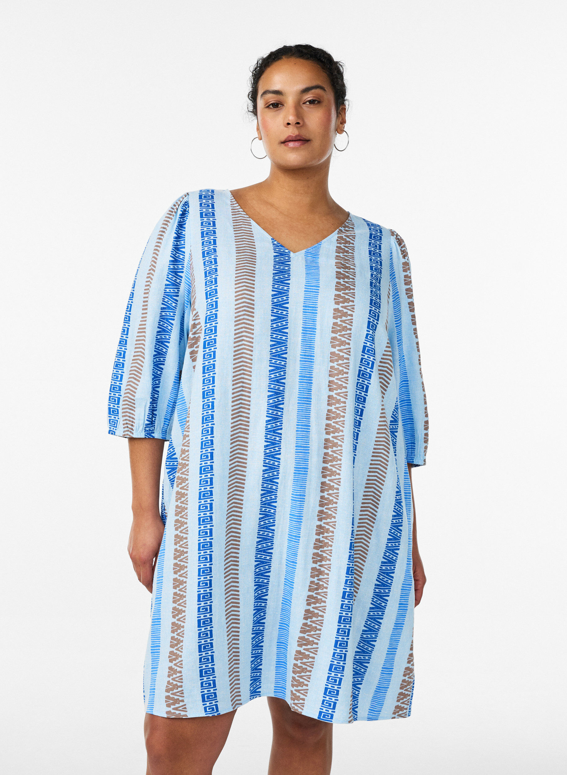 Robes courtes en lin et viscose &agrave; manches 3/4, Bleu, Model