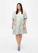 Robe en jacquard avec manches 1/2, Wild Flower AOP, Model image number 2