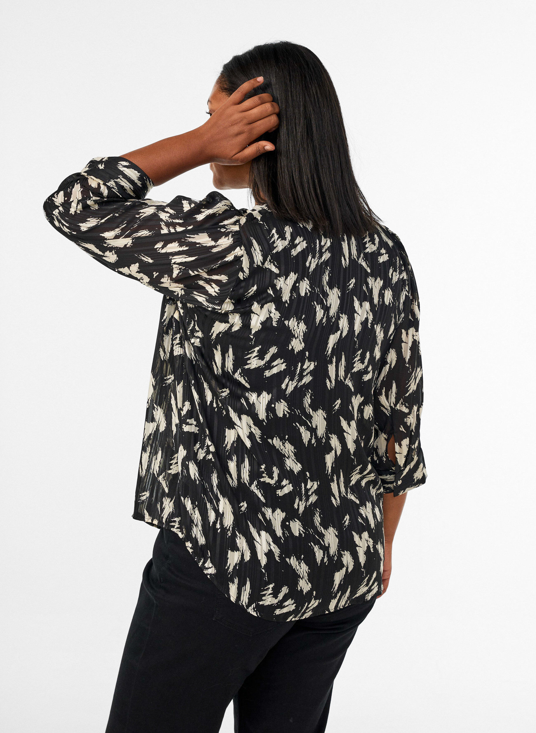 ZizziChemise &agrave; motifs avec col montant et manches 3/4, Noir, Model image number 2