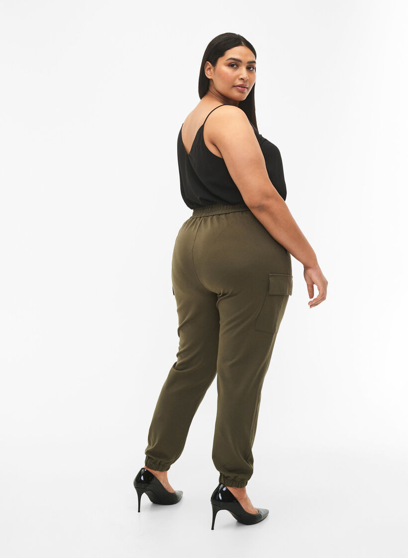 Pantalon cargo avec taille élastique, Forest Night, Model image number 1