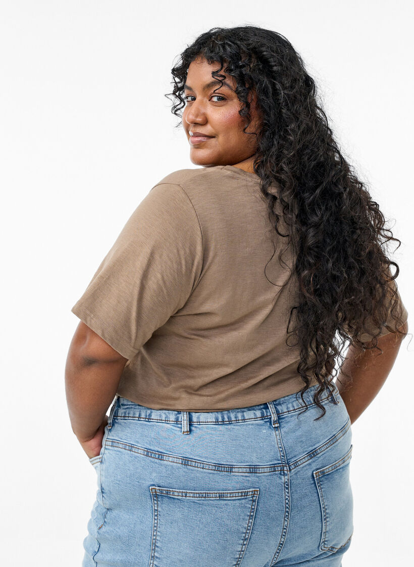 Basic t-shirt met korte mouwen en V-hals, Bruin, Model image number 2