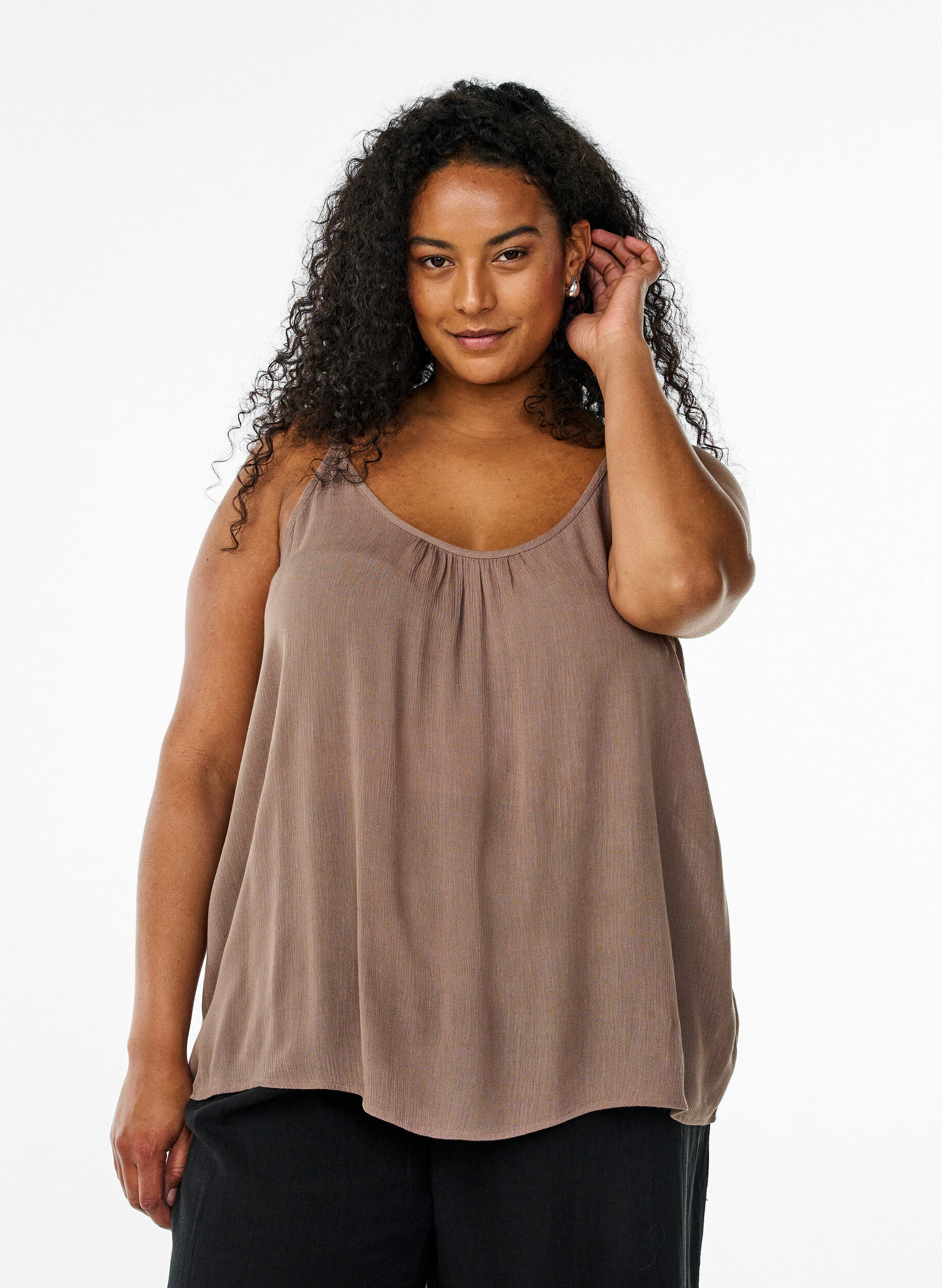 ZizziStrap top in viscose, Bruin, Model image number 0