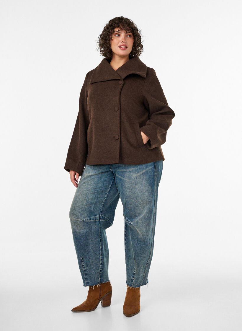 Veste courte avec boutonnage asym&eacute;trique, Marron, Model image number 1