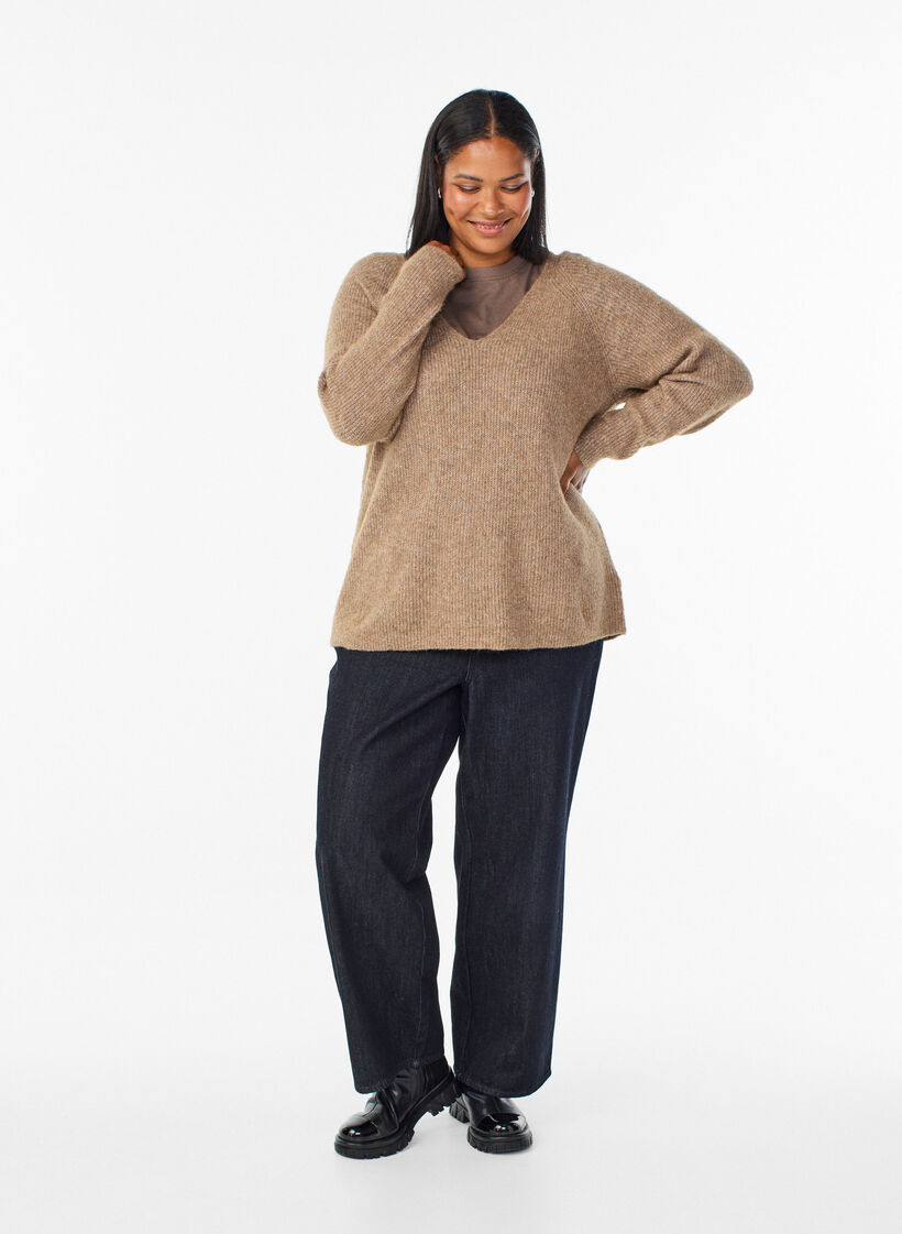 Blouse en maille &agrave; col V et manches raglan, Camel, Model image number 1