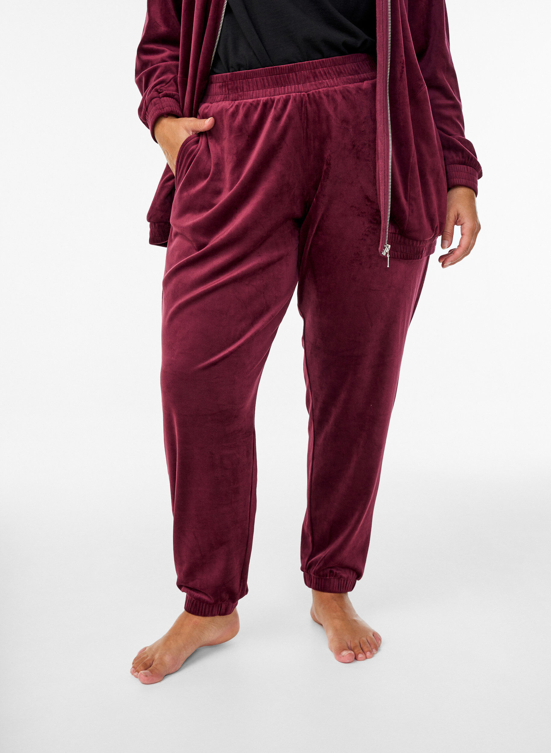 ZizziPantalon ample en velours, Bordeaux, Model image number 2