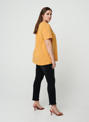Basic t-shirt, Spruce Yellow, Model image number 1