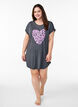 Chemise de nuit &agrave; manches courtes avec imprim&eacute; de texte, Noir, Model image number 1