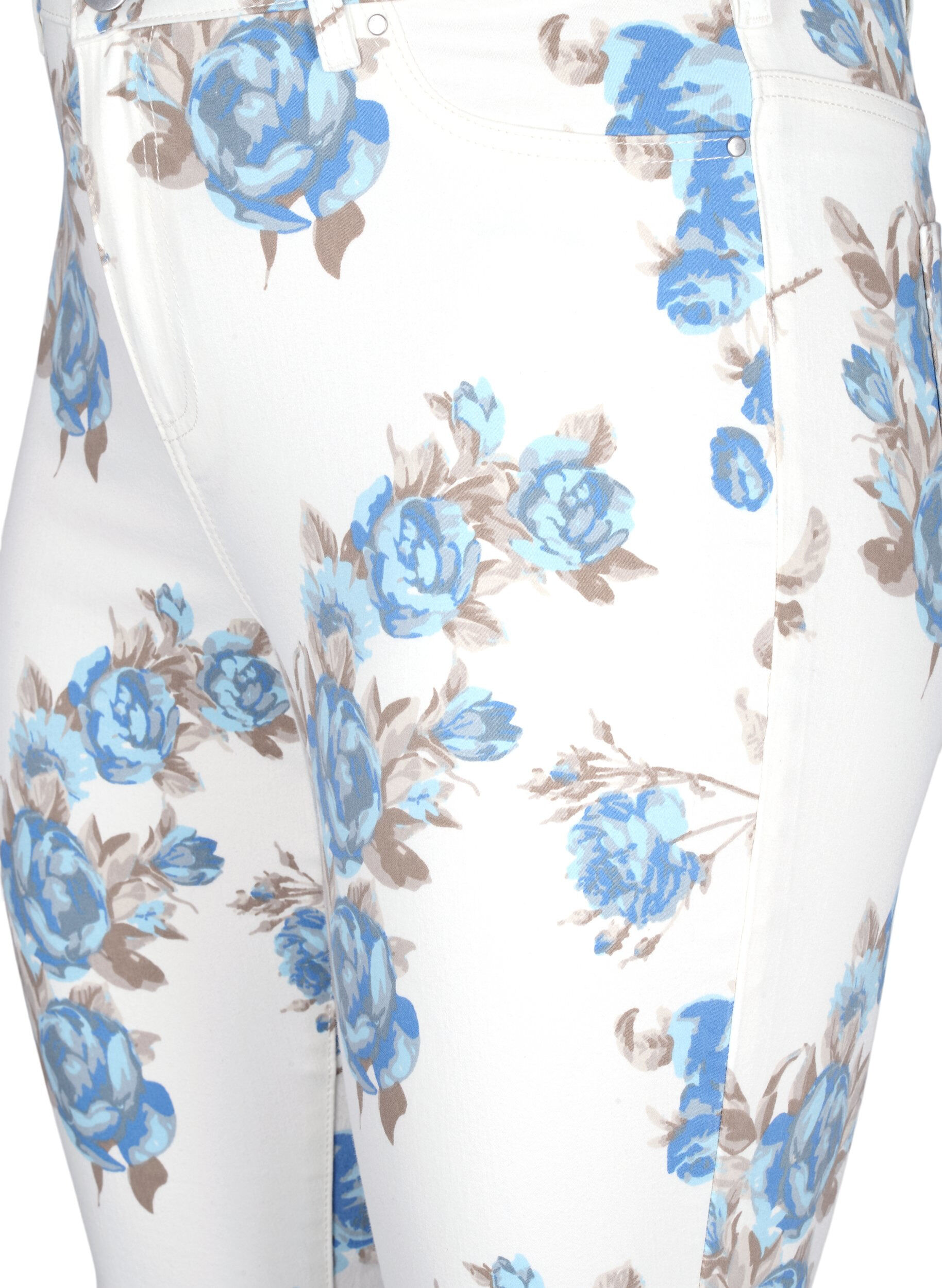 ZizziSuperslanke Amy jeans met bloemenprint, Wit, Packshot image number 2