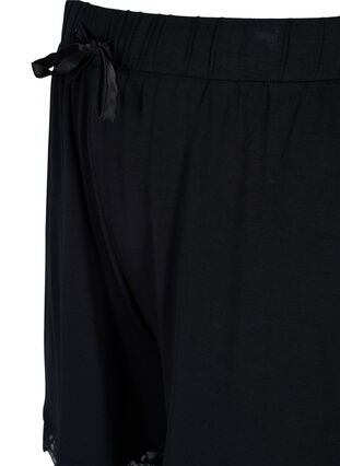 Short de pyjama en viscose avec détail en dentelle, Black, Packshot image number 2