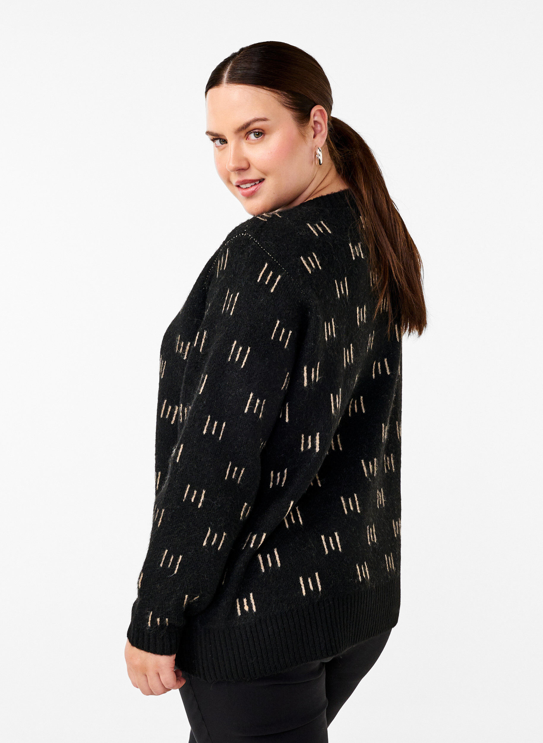 Zizzi Pull &agrave; motifs, Black Mel. Nomad, Model image number 1