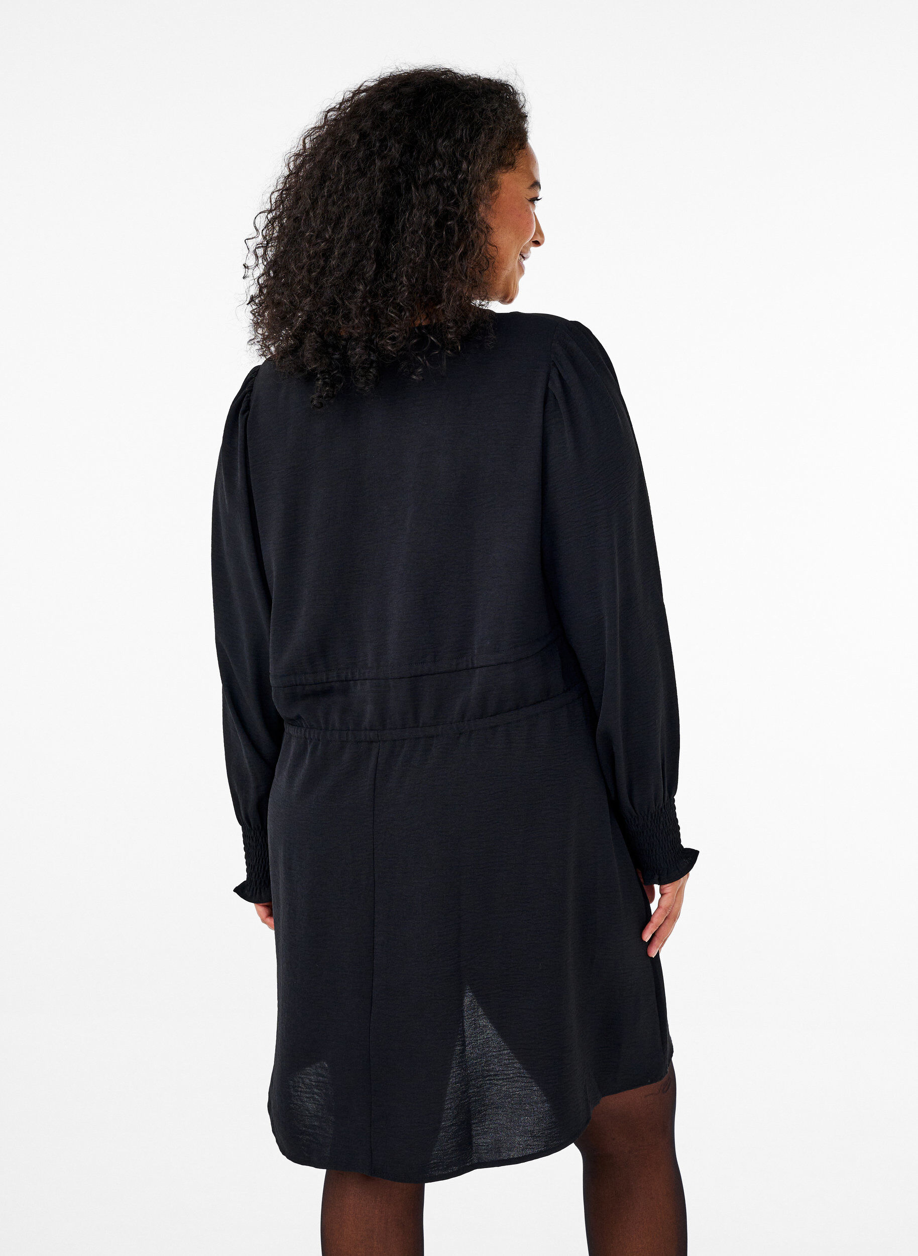 Zizzi Robe avec ceintures &agrave; nouer &agrave; la taille, Noir, Model image number 2