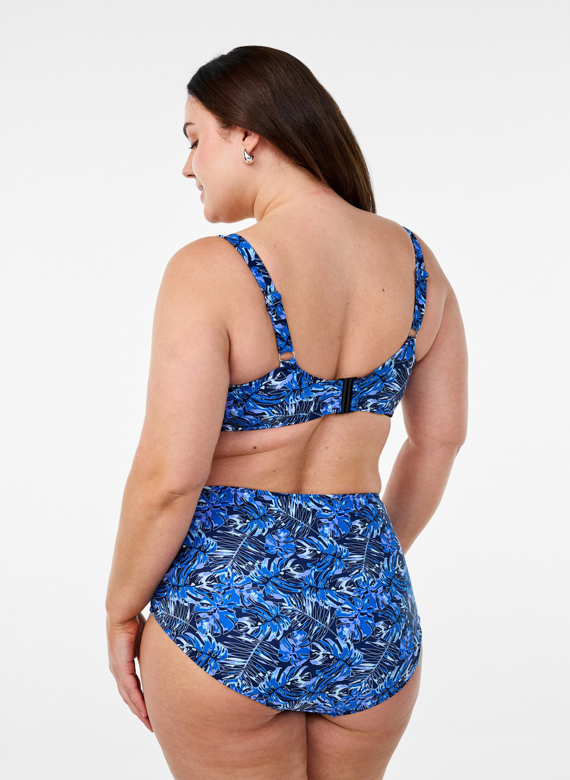 Zizzi Haut de bikini avec armatures et imprim&eacute;, Bleu, Model image number 2