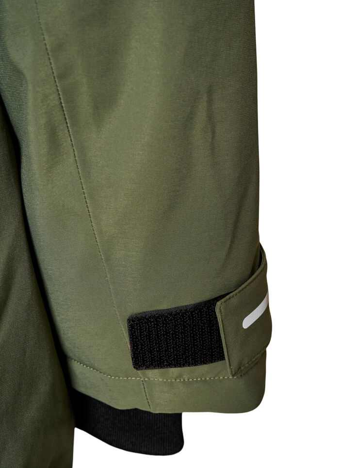 Parka d&eacute;perlante avec capuche et d&eacute;tails fonctionnels, Vert, Packshot image number 4